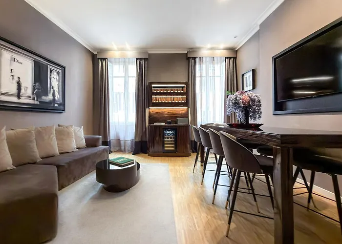 The Condotti - Luxury Serviced Apartment Rome