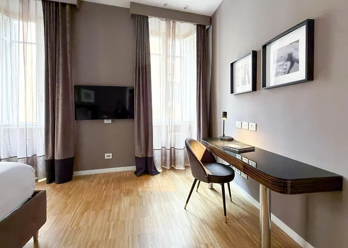 Apartamento The Condotti - Luxury Serviced Roma